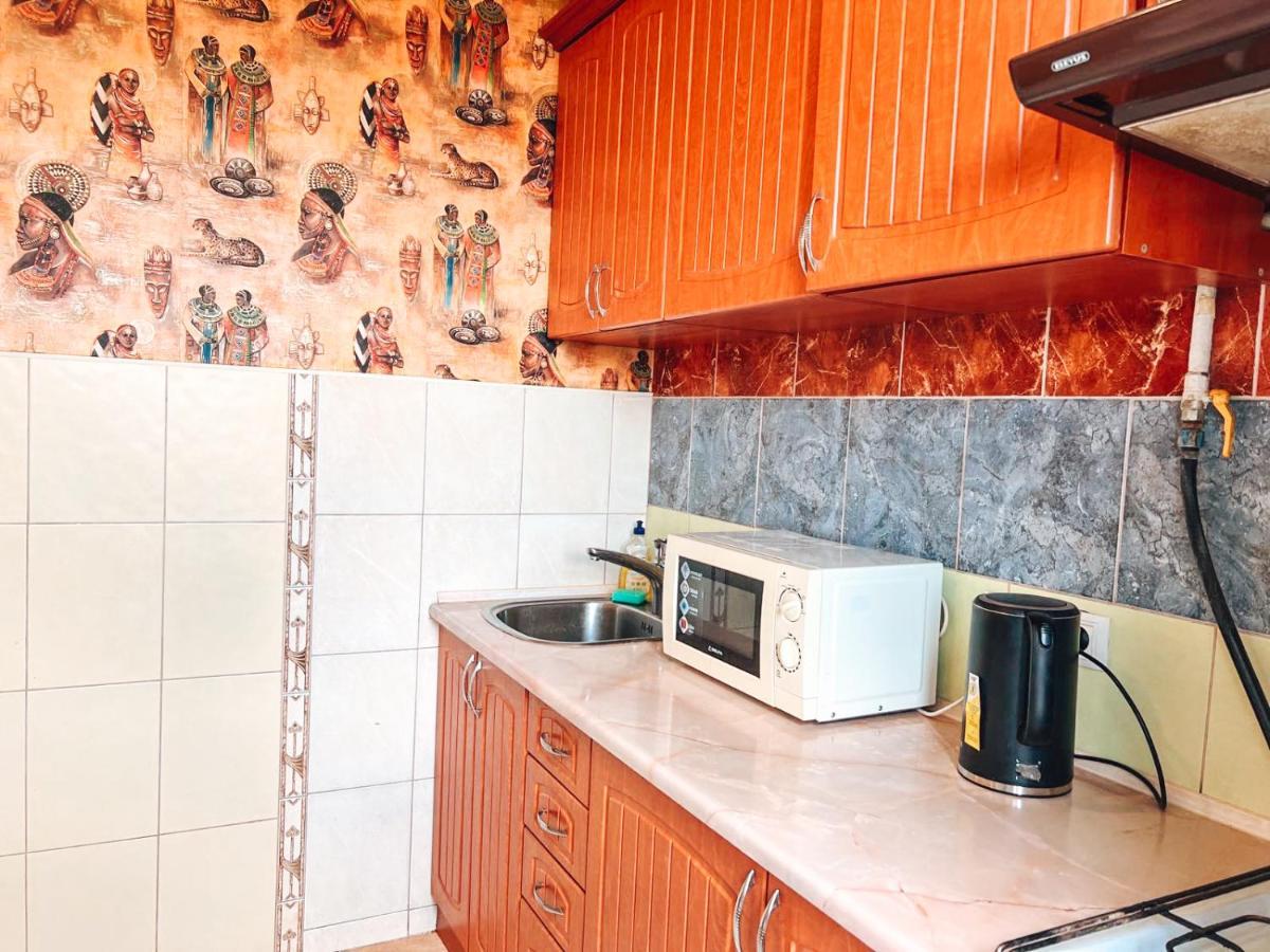 Apartment Near Metro Station Darnitsa Kiev Extérieur photo